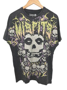 Misfits Men’s T-Shirt Multi Skull Graphic NWT Small